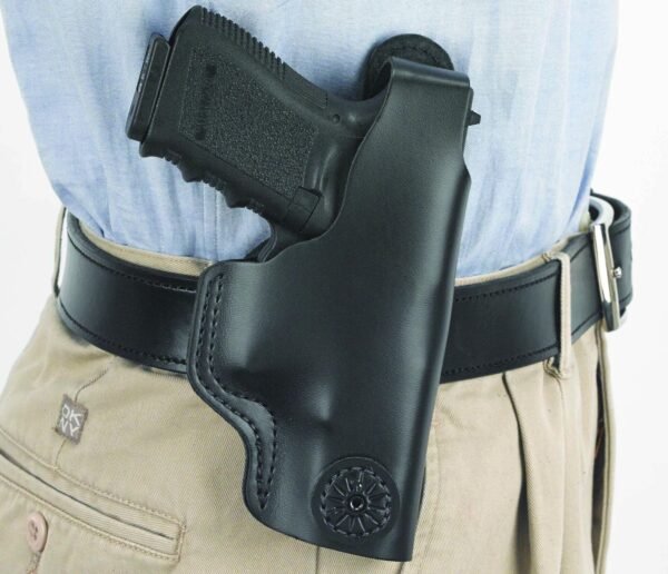 033bay1z0_inuse.jpg DESANTIS DUAL CARRY II HOLSTER - IWB/OWB RH LTHR XDS 9/45 BLK