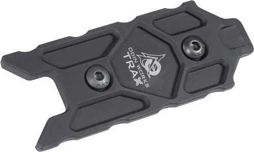 ACCMLARCATRAX.jpg ODIN ARCA RAIL M-LOK TO ARCA - TRAX RAIL BLACK