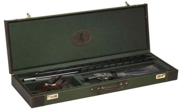 g018707479_case.jpg BROWNING CYNERGY CLASSIC TRAP - COMBO 12GA 32/34" BLUED/LAM