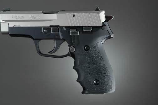 https3A2F2Fmedia.chattanoogashooting.com2Fimages2Fproduct2FHA260002FHA26000.jpg Hogue SIG Sauer P226 Rubber Grips With Finger Grooves